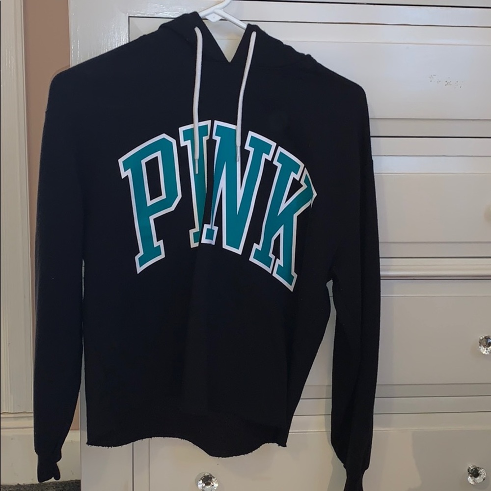 cropped pink hoodie